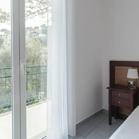 Il Poggio Ξενοδοχείο με διαμερίσματα 3*