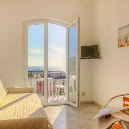 Il Poggio Aparthotel Marina dʼAndora