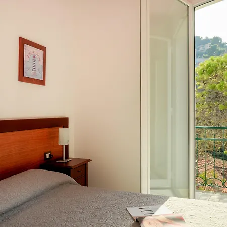 Il Poggio Apartmanhotel Marina d'Andora