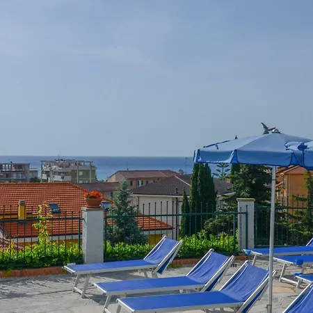 Aparthotel Il Poggio 2*